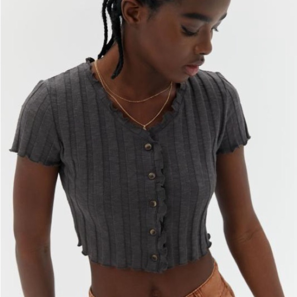 ⭐️3 for $30 | Cody Ruffle button down frill top - Urban Outfitters